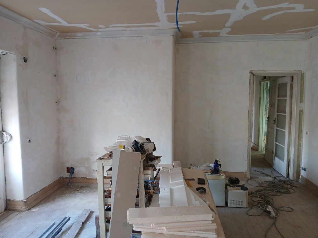 Trabalhos de construção Civil  Limpeza de telhados e Casas