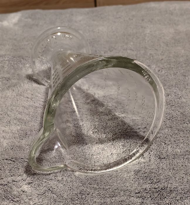 przedwojenna niemiecka szklana miarka kuchenna, dozownik