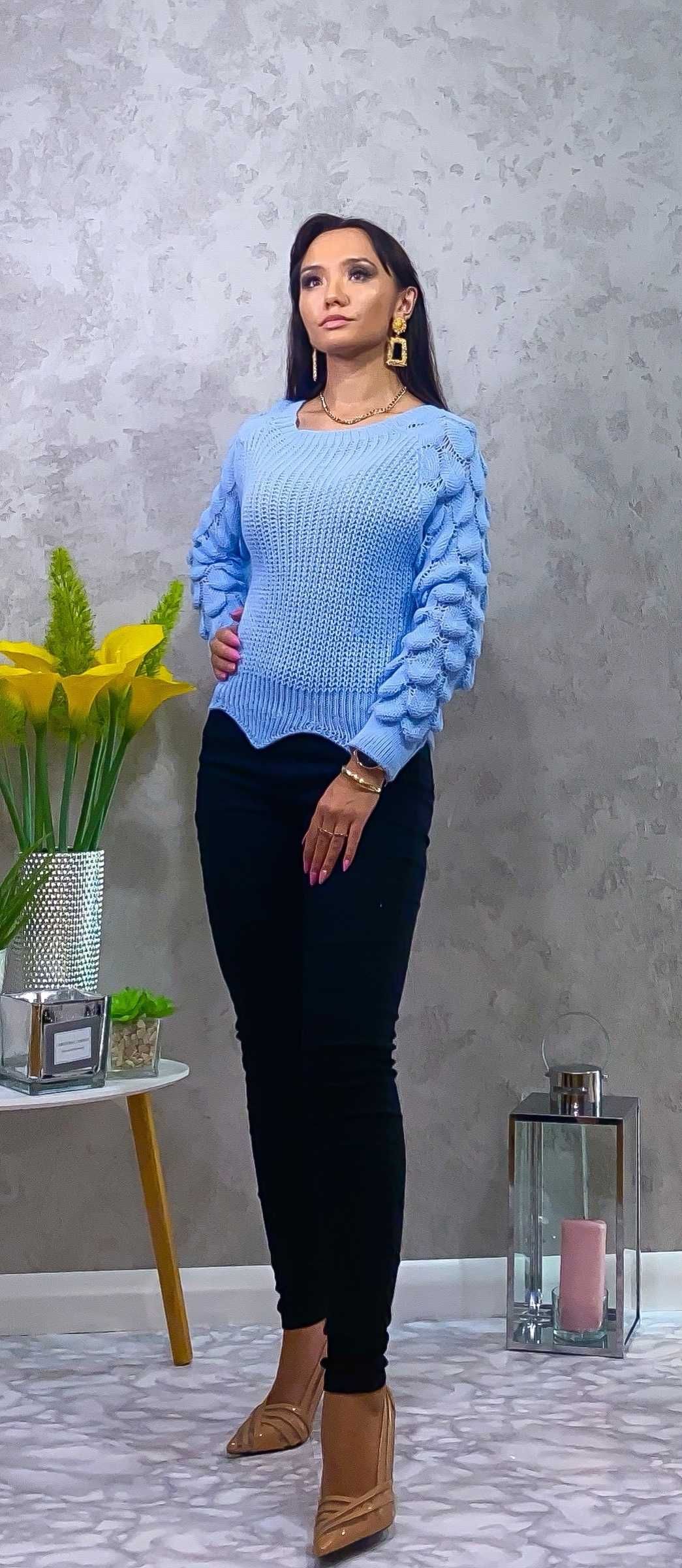 Sweter z ozdobnym rękawem r.S