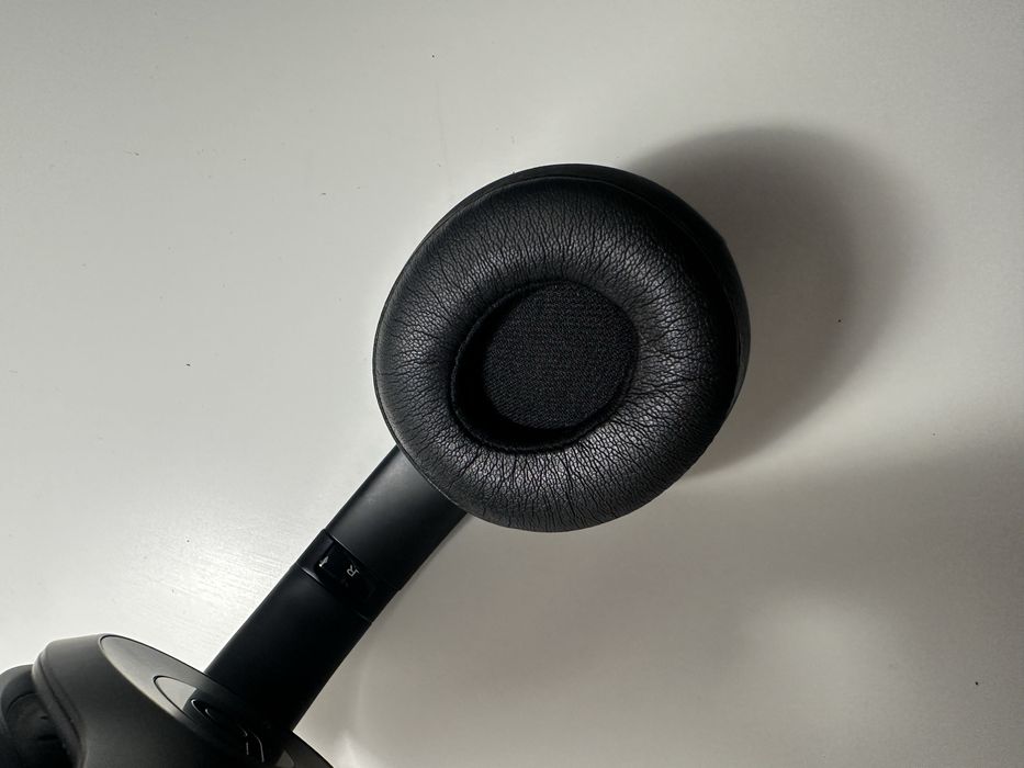Słuchawki Beats Solo 3 + osłony + etui