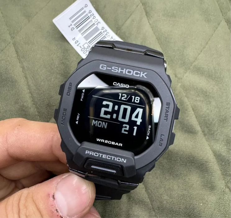 Продаю оригинальные Casio G-Shock GBD-200-1E