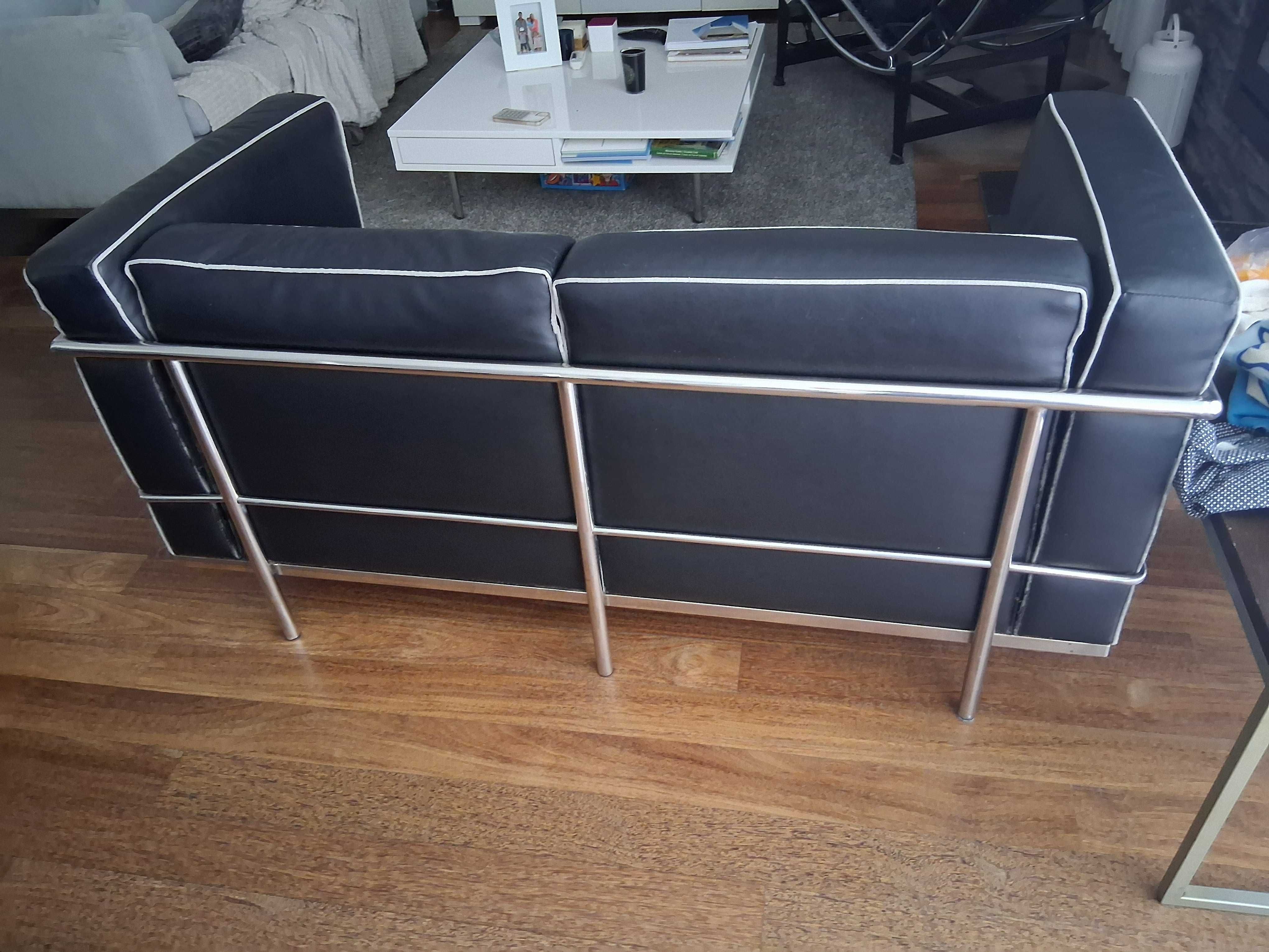Vendo sofá preto (Mies Ven Der Rohe)