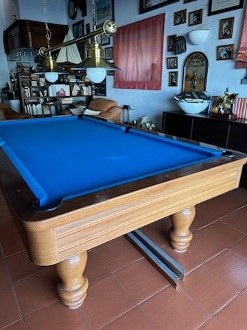 Mesa de snooker em muito bom estado