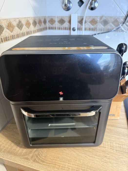 Air fryer pouco usada