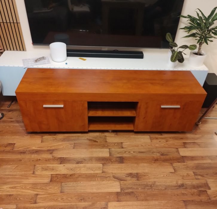 Szafka pod telewizor