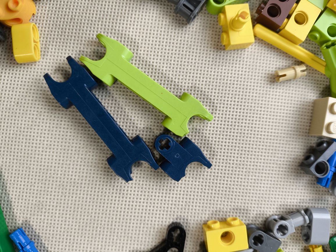 klocki LEGO technic miks różnych części