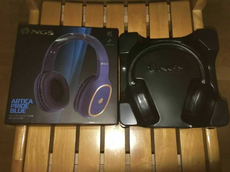 ## NGs Arctic Envy Blue Headphones (Bluetooth) ##64550970830467124