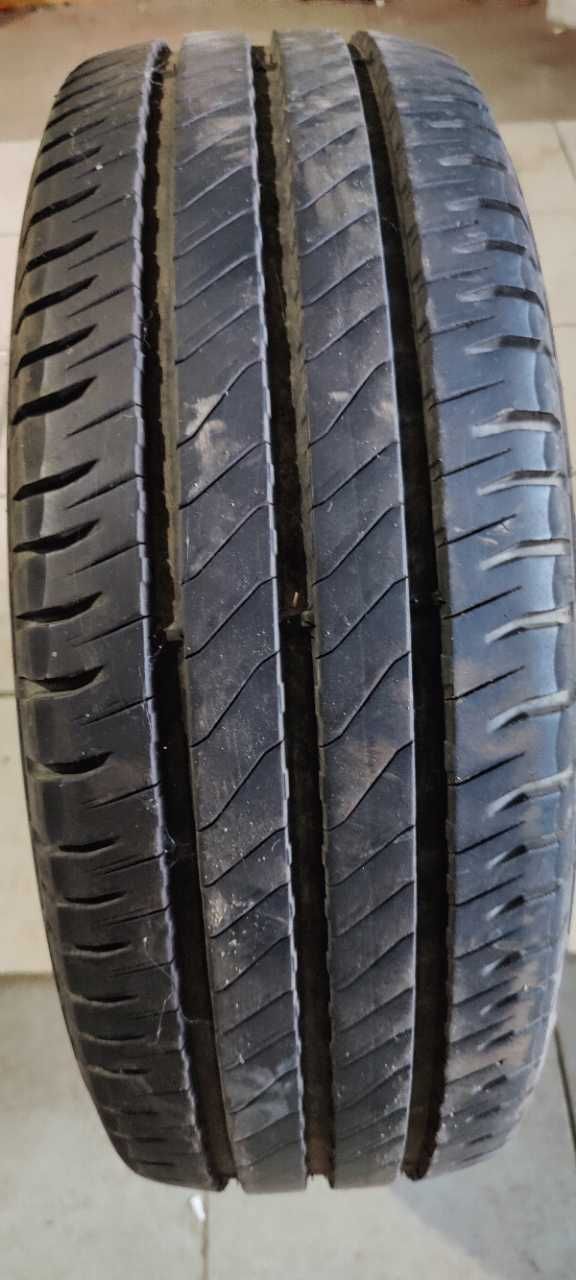 opony letnie lato 215/65r16c  Michelin Agilis 3 stan bardzo dobry