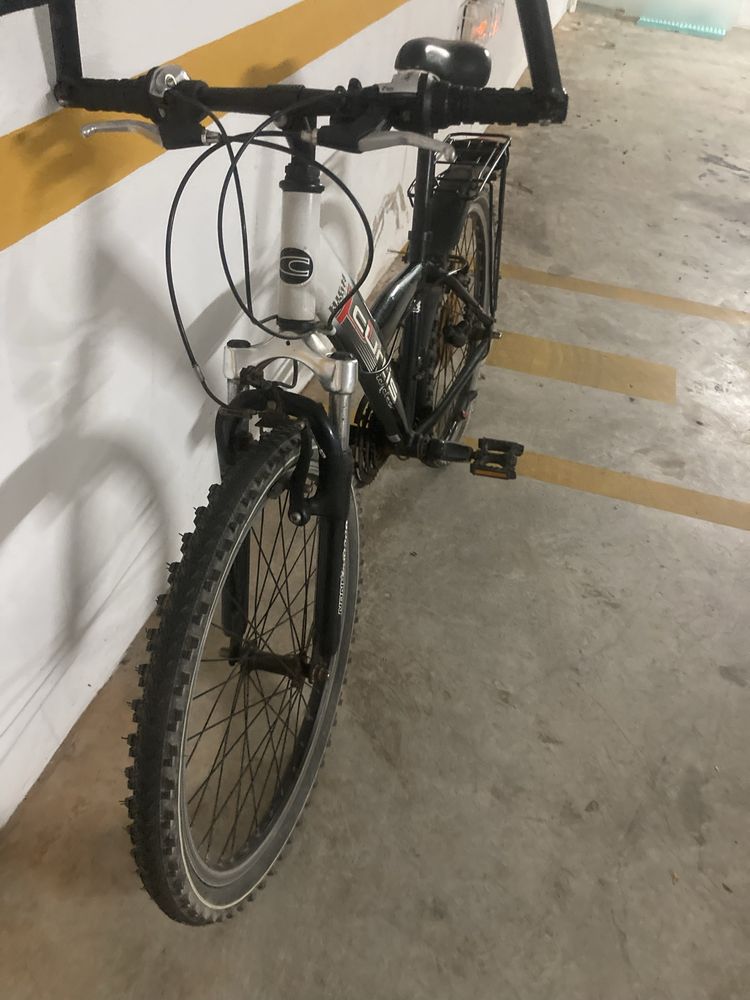 Vende se bicicleta Curtis