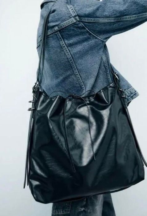 Сумка zara з ремінцями шкірзам