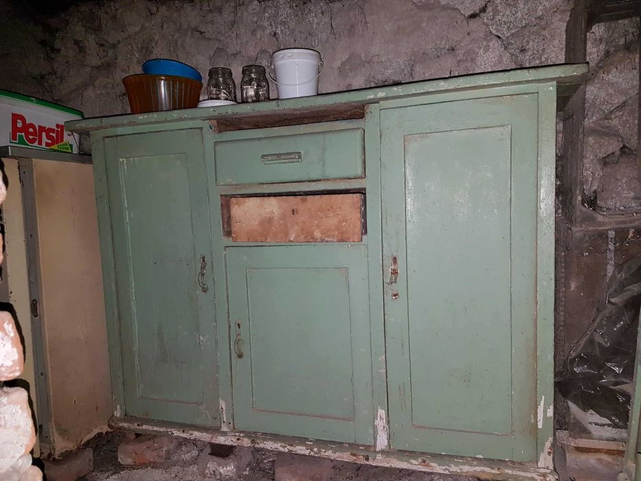 Meble drewniane z lat 60-tych