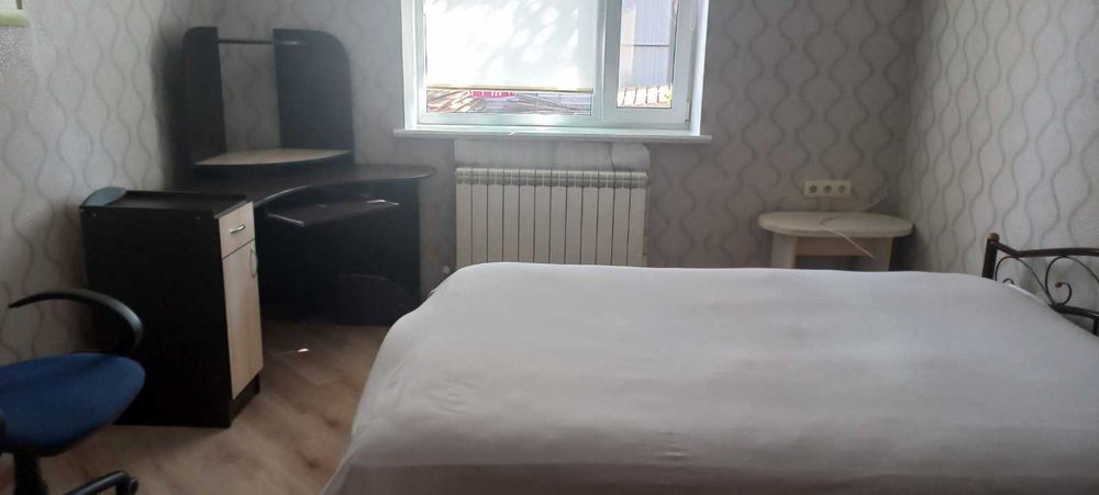 Здам частину будинку,центр