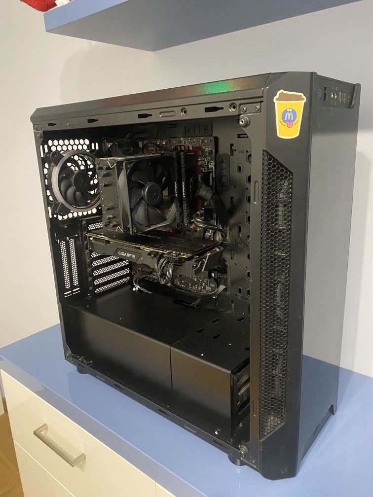 Komputer Do gier [RTX 2070] [i7-9700k] [DDR4 16GB]