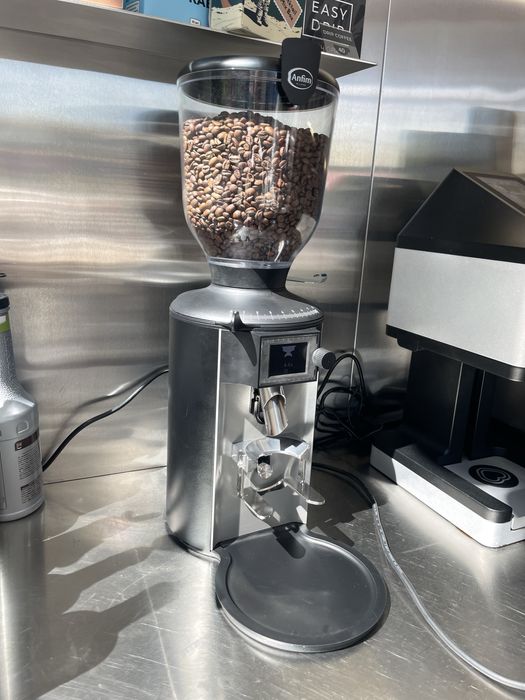 Кавомолка Anfilm Milano