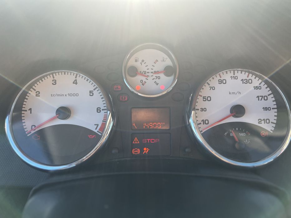 Продам Peugeot 207