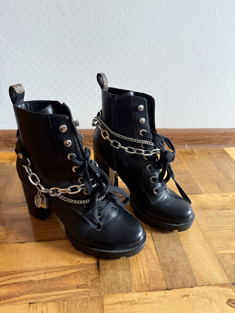 Сапоги GUESS демисезон (осень, весна)