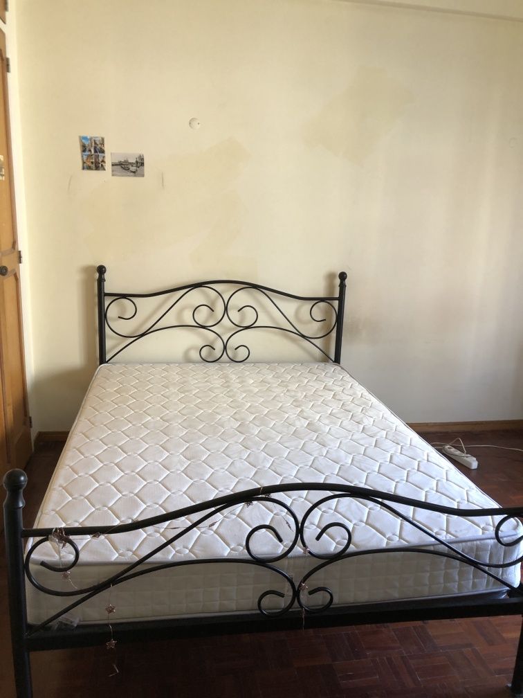 Cama casal mais colchão