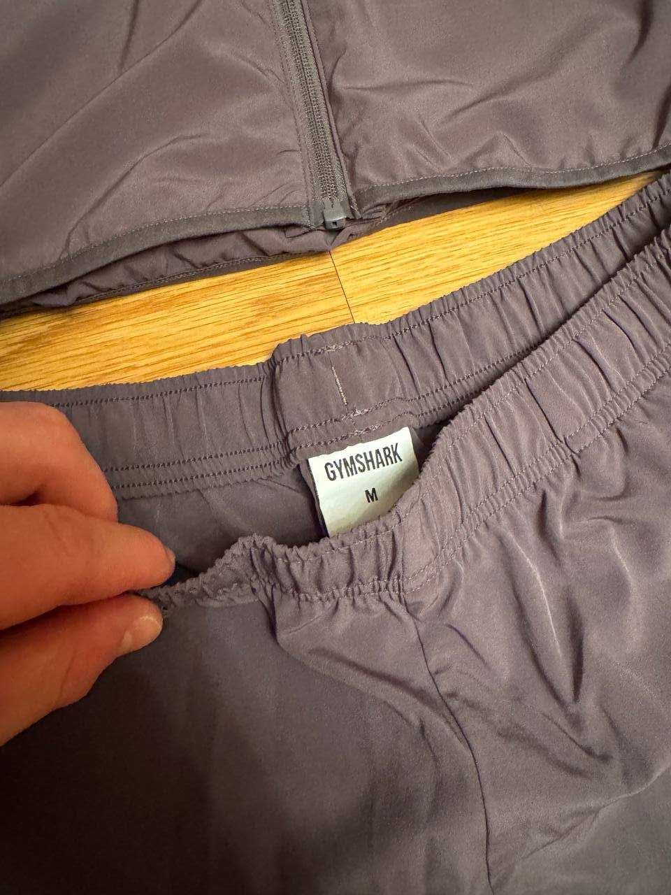 Новий оригінальний легкий спортивний костюм Gymshark Розмір - M