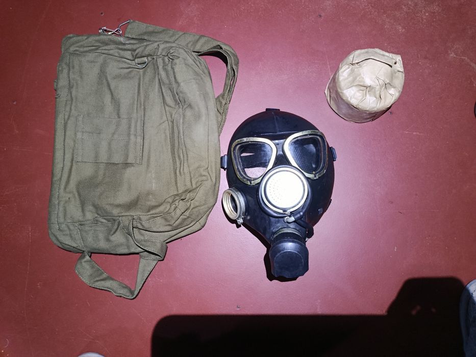 Продам противогаз ГП 7 б/в