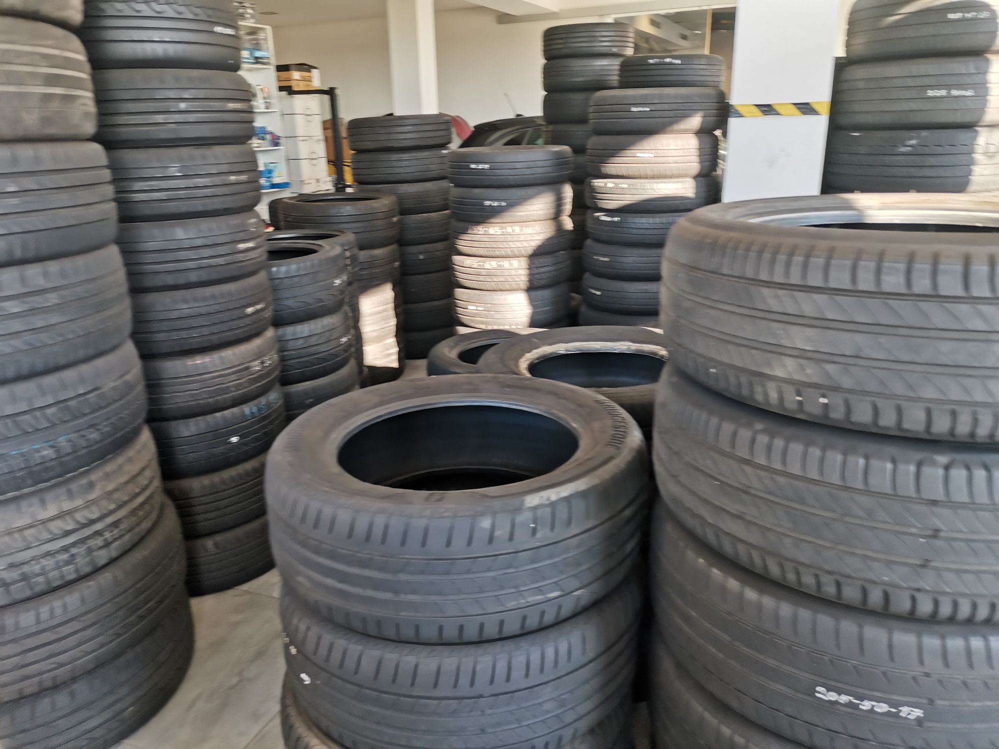 Pneus novos e usados desde 15euros