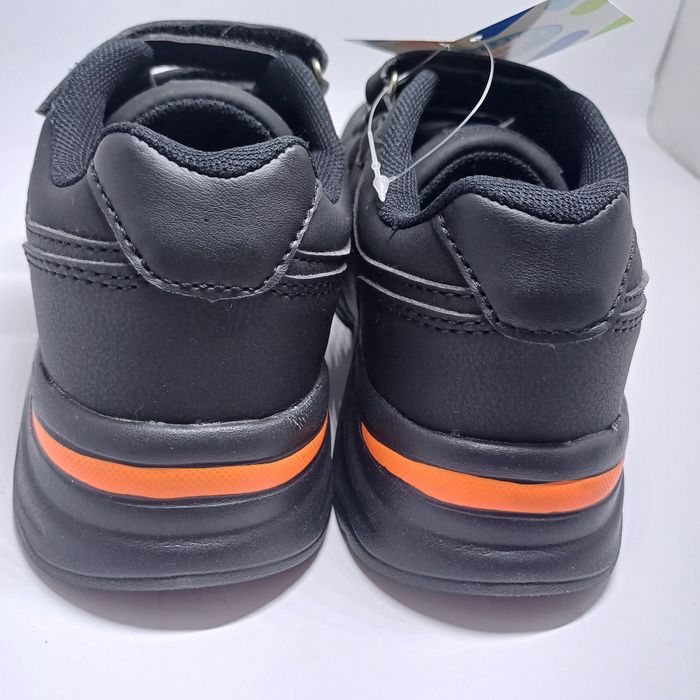 Nowe adidasy sportowe roz 32