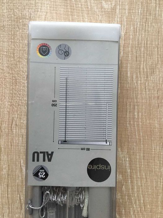 Estore Laminado Alumínio (80cm x 250cm)