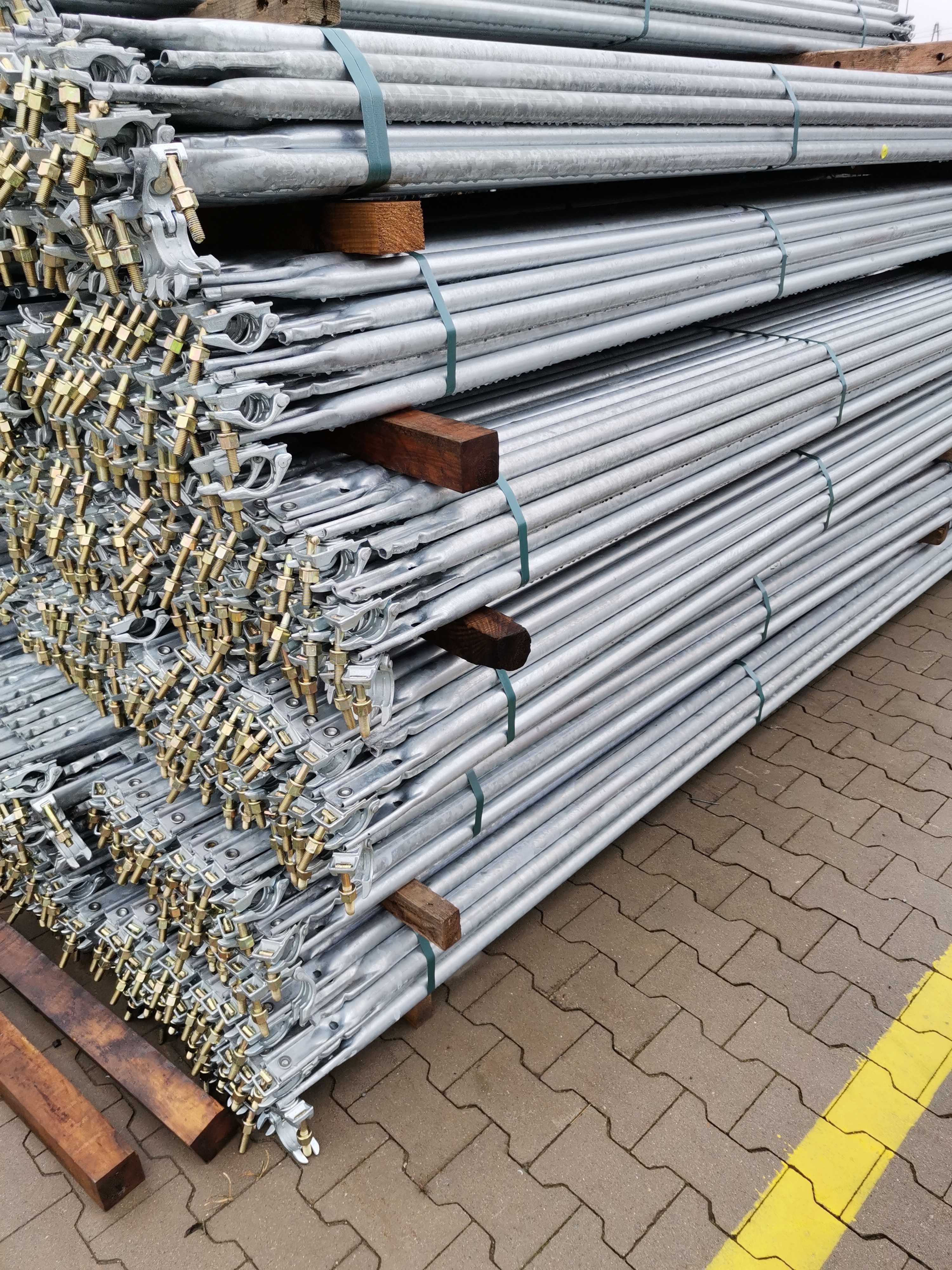 Rusztowanie fasadowe typ L73 klinowe 300m2