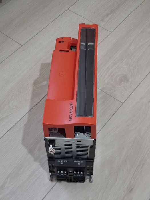 Інверторний перетворювач частоти SEW-EURODRIVE