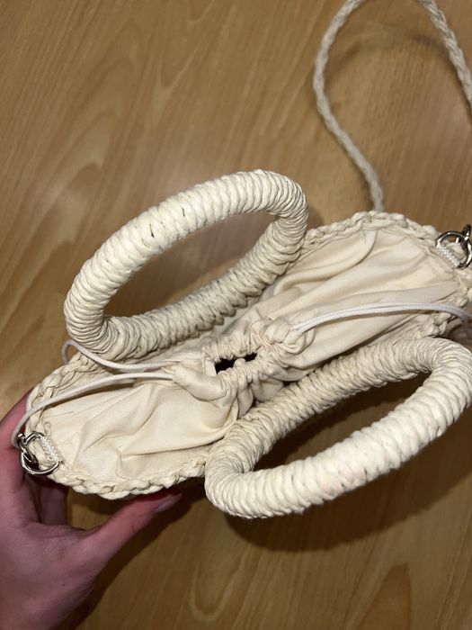 Жіноча сумочка плетена