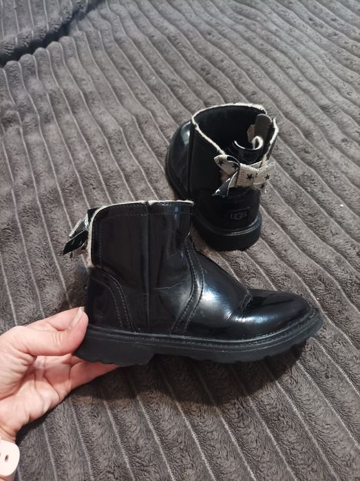 Фірмові черевики Ugg