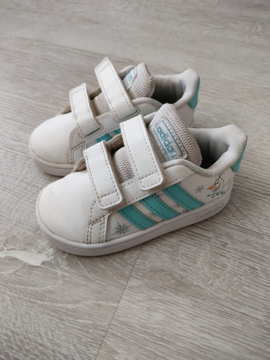 Buty adidas kraina lodu rozmiar 21