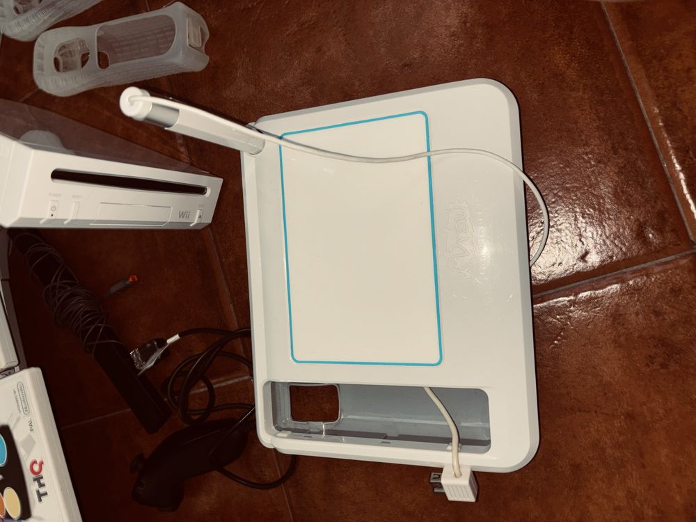 Nintendo Wii com acessorios
