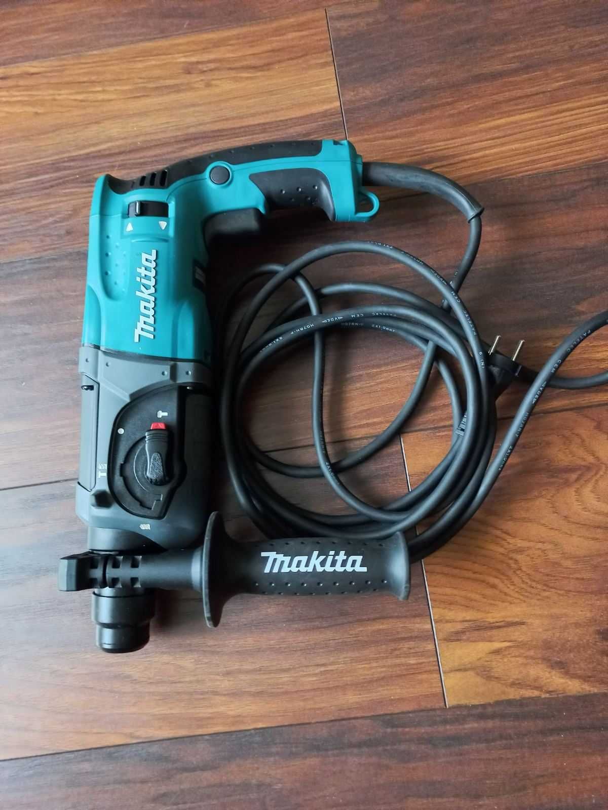 Перфоратор "MAKITA"