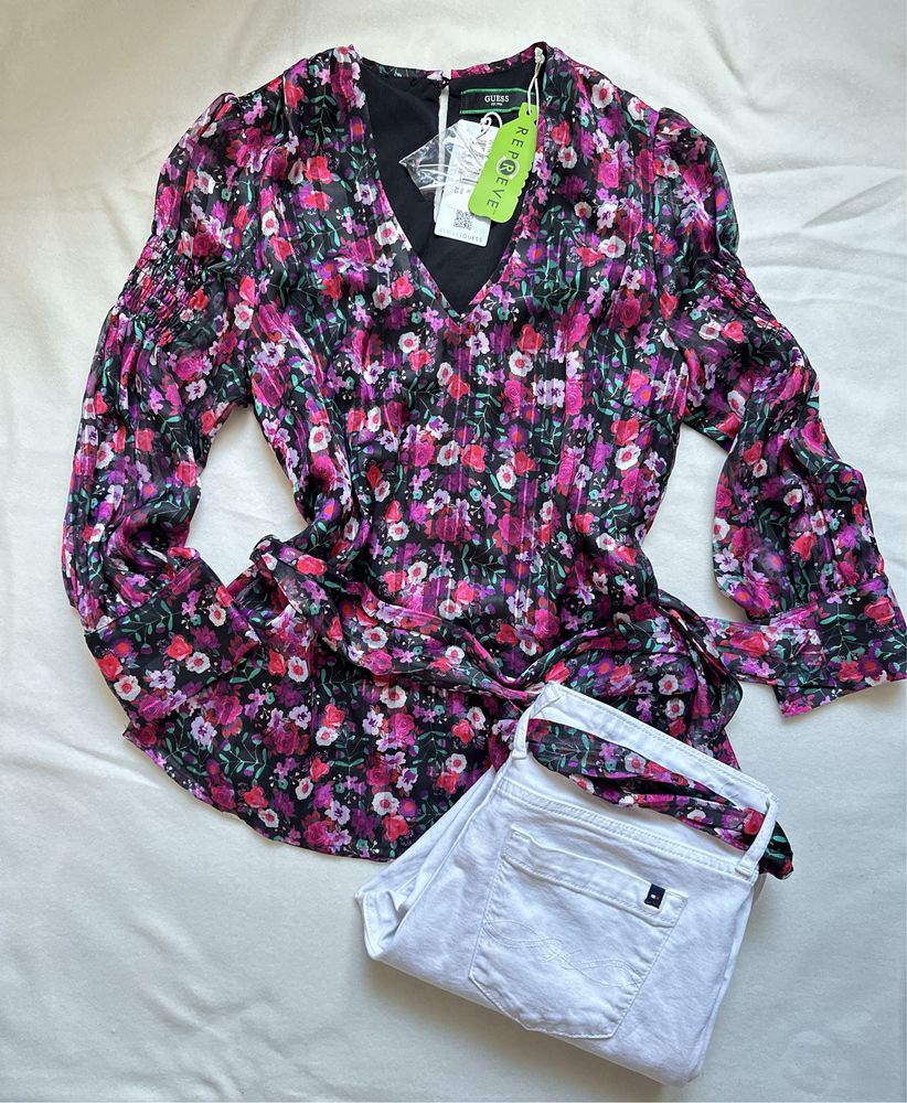 Guess kolorowa luźna bluzka w kwiaty wiązana w talii xs