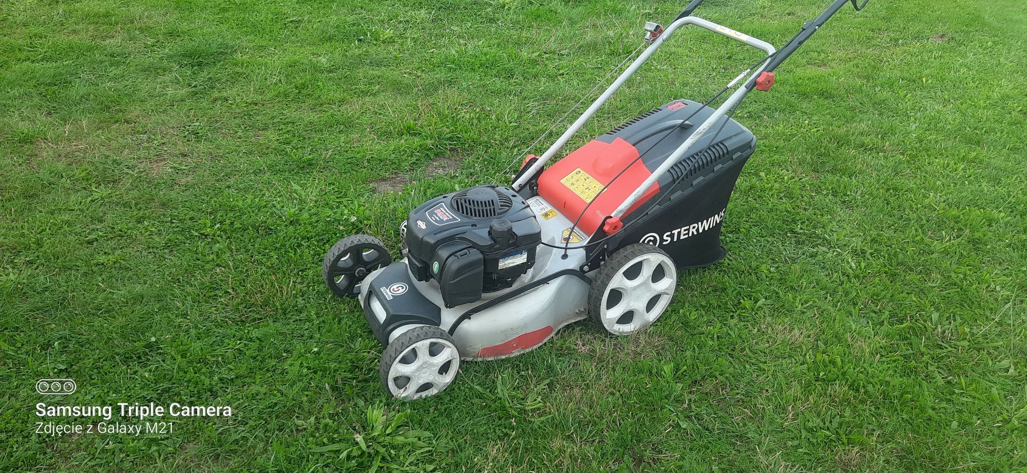 Kosiarka z napedem briggs 625