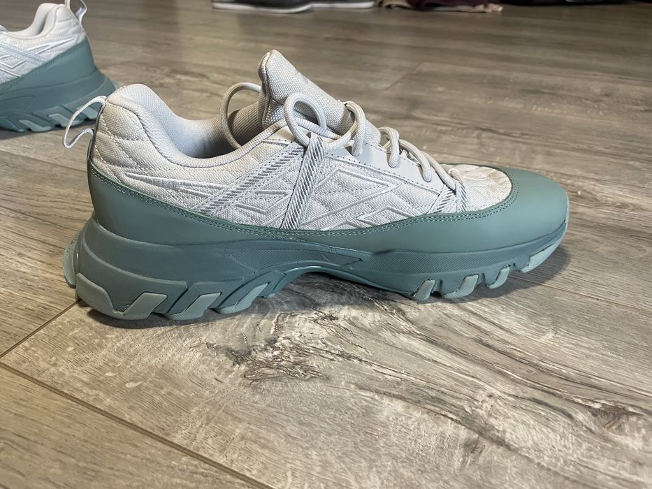 Нові кросівки Reebok Premier