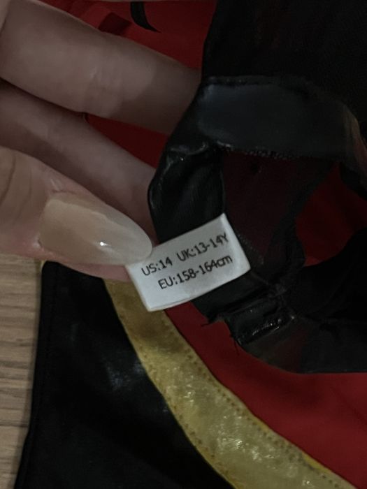 костюм для виступів, купальник для виступів