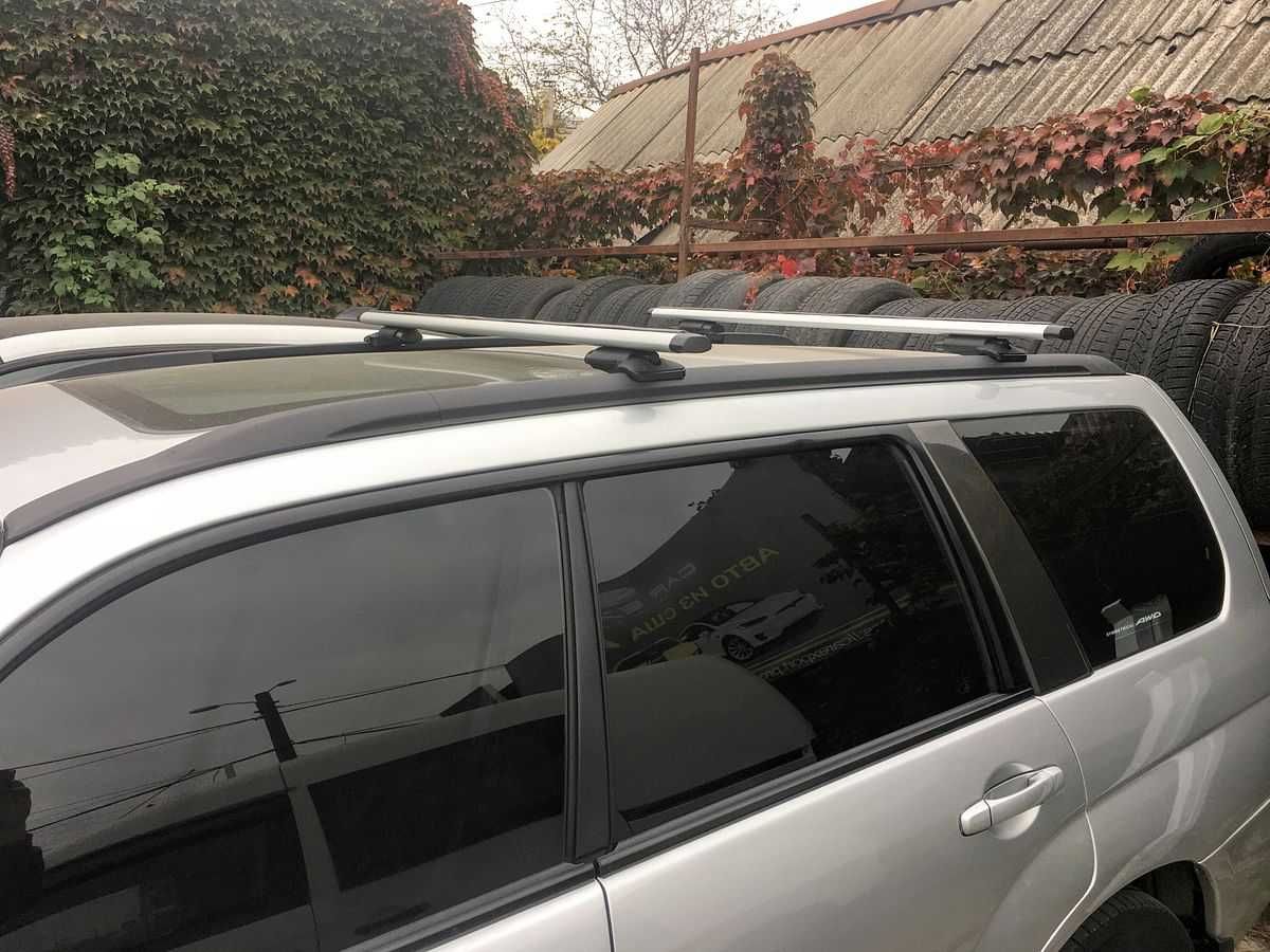 Багажник на крышу Subaru Forester 2, Outback в штатные места, рейлинги