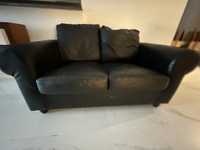 Sofa 2 lugares em oele