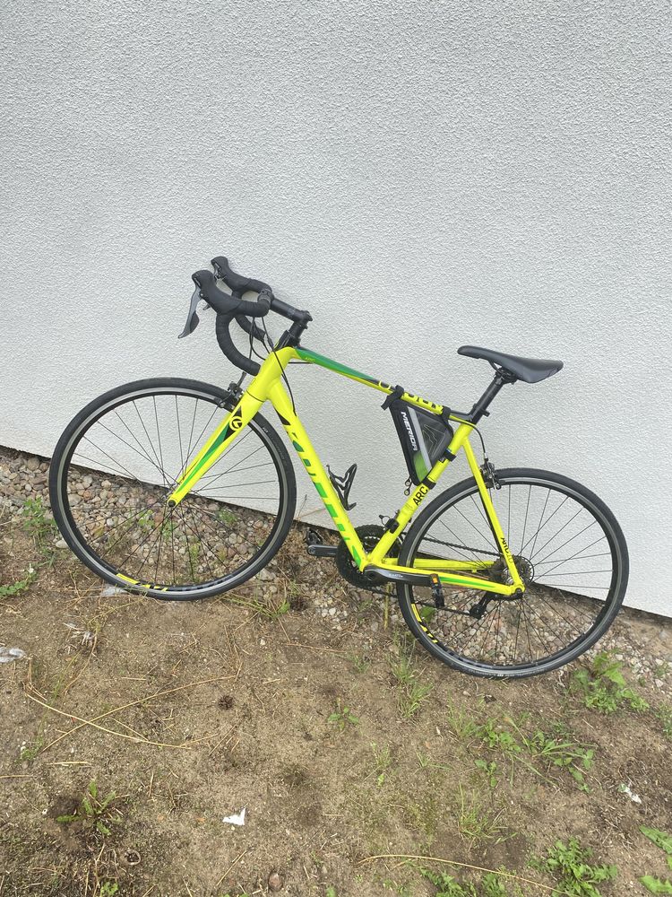 CENA 1499 zl DO 01.06 Szosowy Rower Kellys Arc 10 + Kask triathlonowy