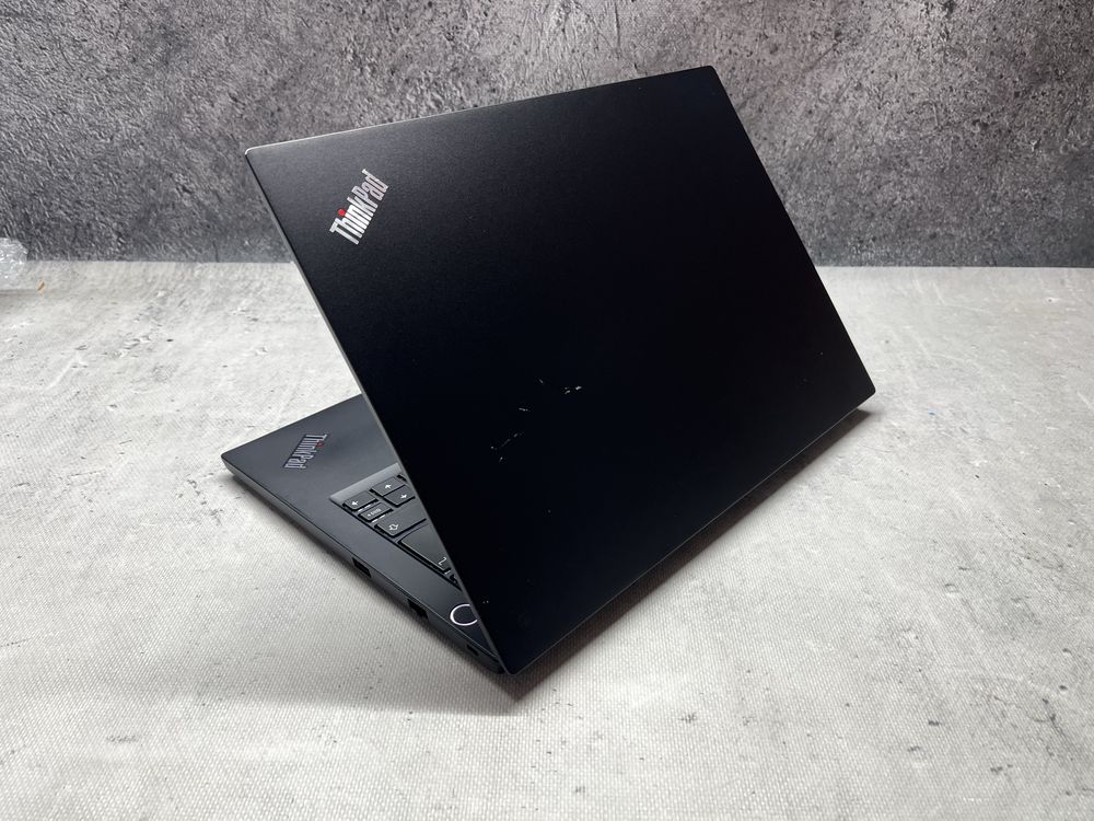 Lenovo ThinkPad E14 / INTEL i7-10510U / 16GB DDR4 /512GB SSD / 14” FHD