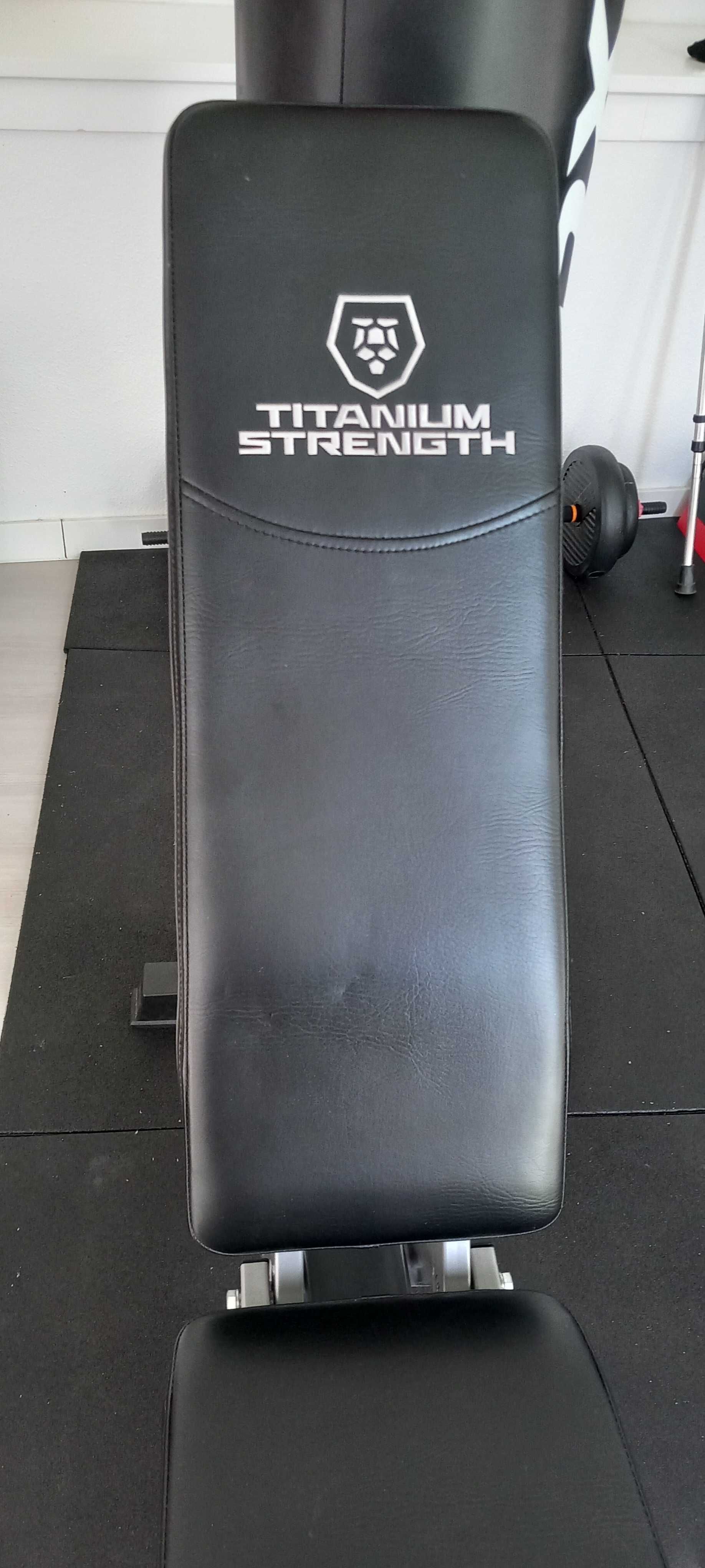Banco de musculação Titanium Strength