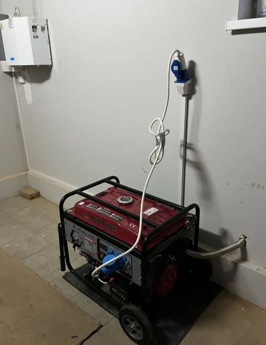 Готовый загородный комплекс с гостевым домом и баней. 500 000 $