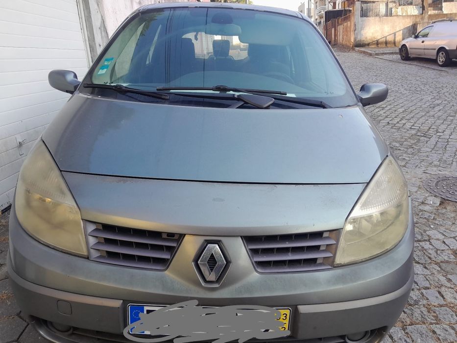 Renolt scenic 2003