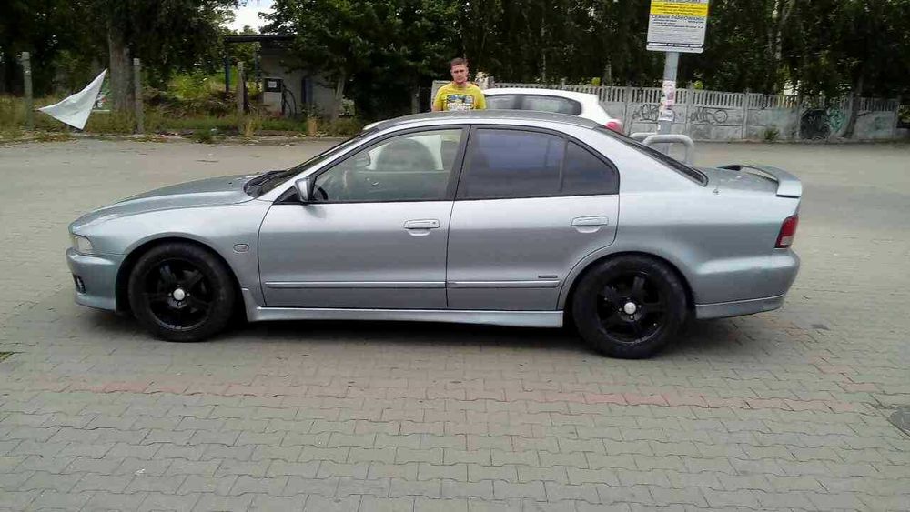 Mitsubishi Galant 2,5 V6 2001 rok