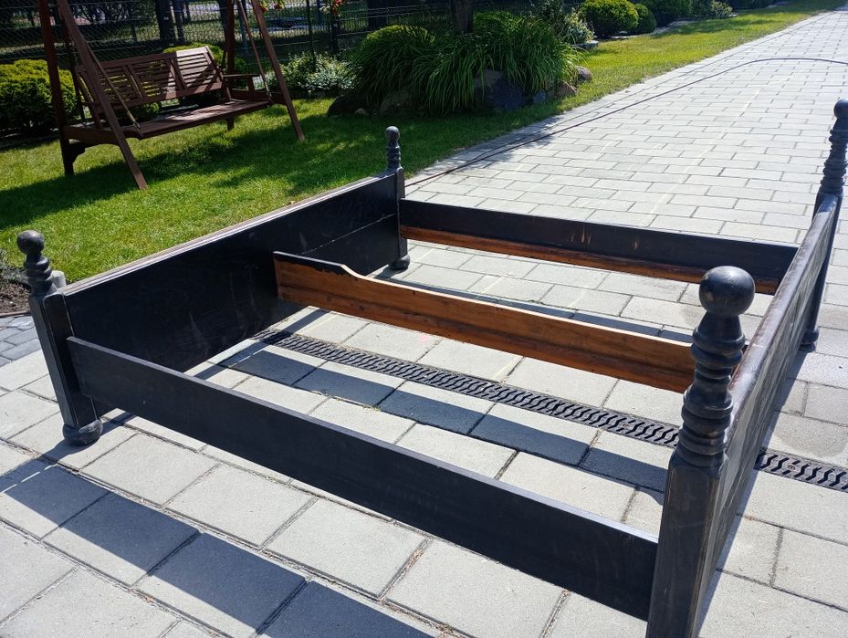 Łóżko do sypialni stare 180x190 cm