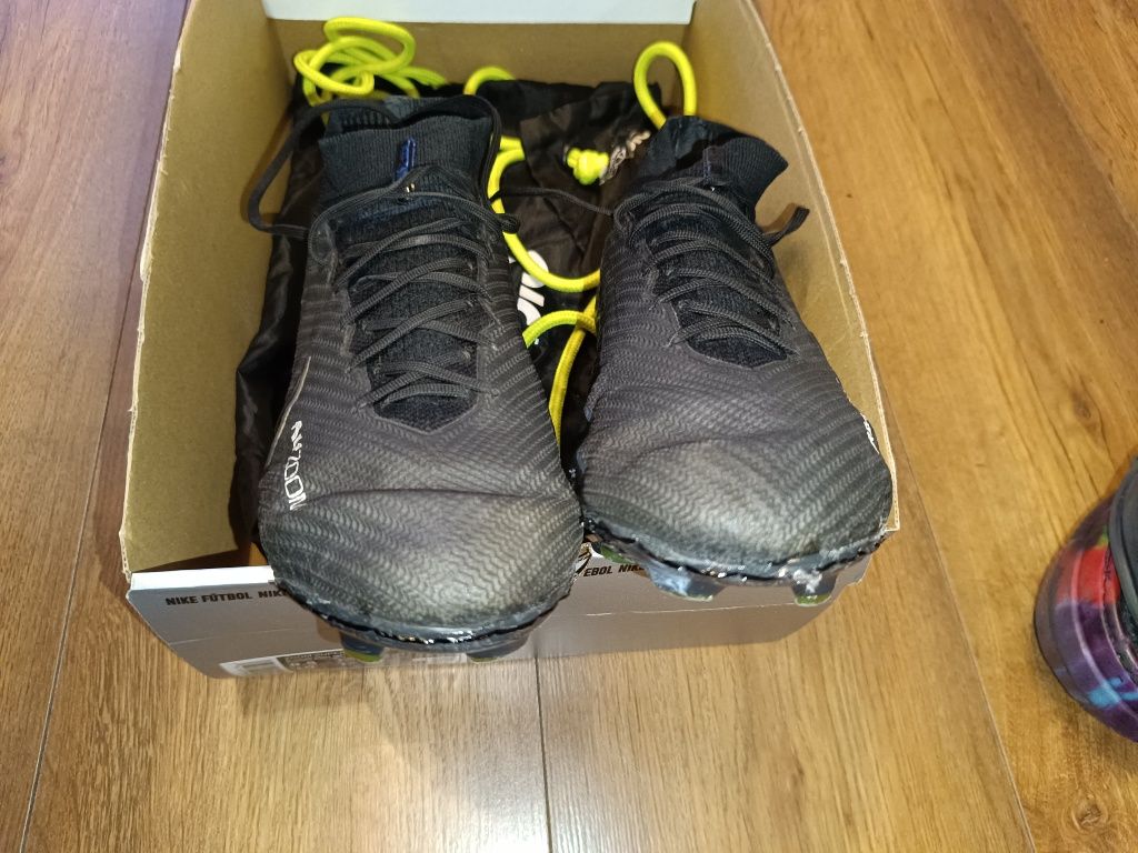 Uzywane korki profesjonalne Nike Zoom superfly 9 Elite FG roz. 42
