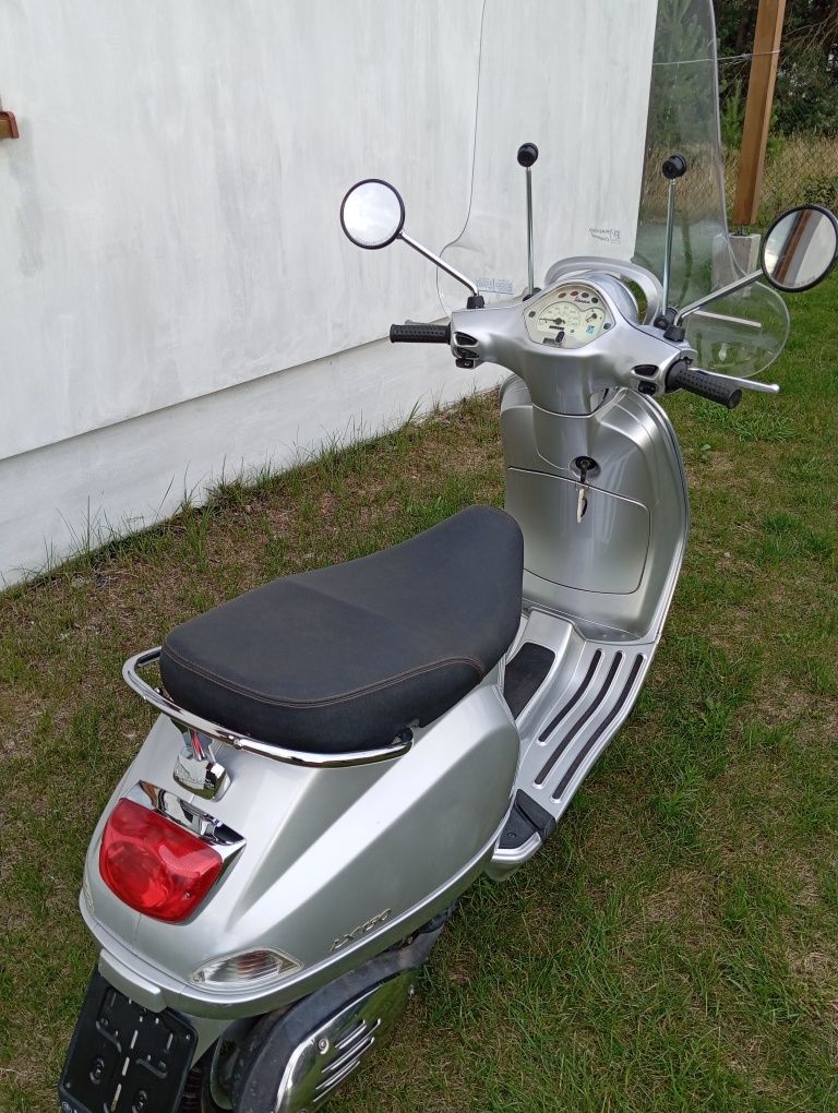 Piaggio Vespa LX 150 skuter 2008
