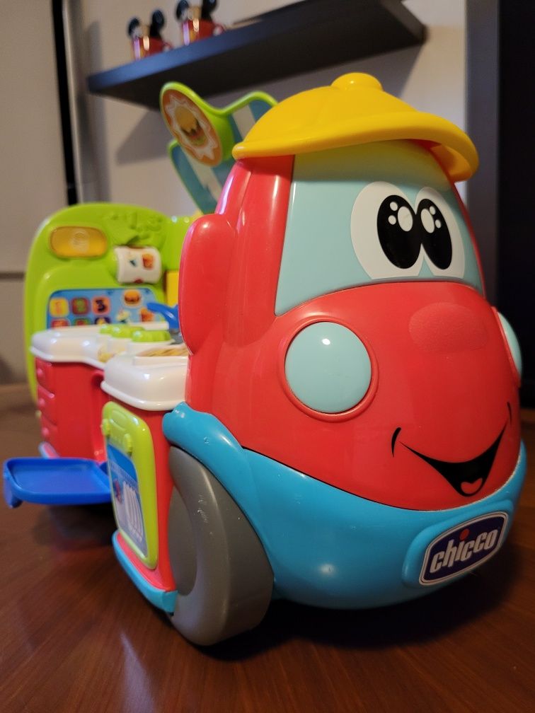 Chicco Food truck kuchnia interaktywny pojazd dwujęzyczny.