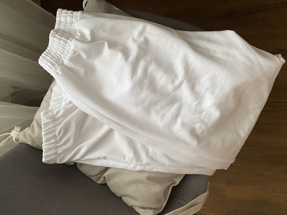 джогери спортивні штани білі джогеры